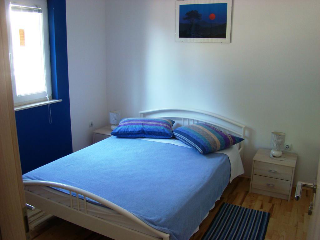 Apartments Pinus Pirovac Rom bilde